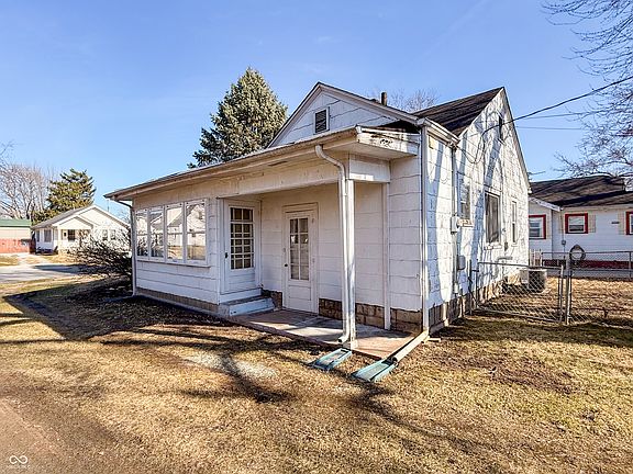 3rd image of 3619 Andover Rd