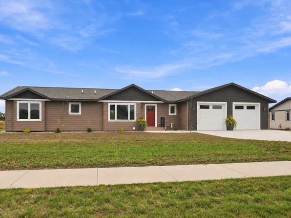 352 Halfaday Dr, Sauk Centre, MN 56378
