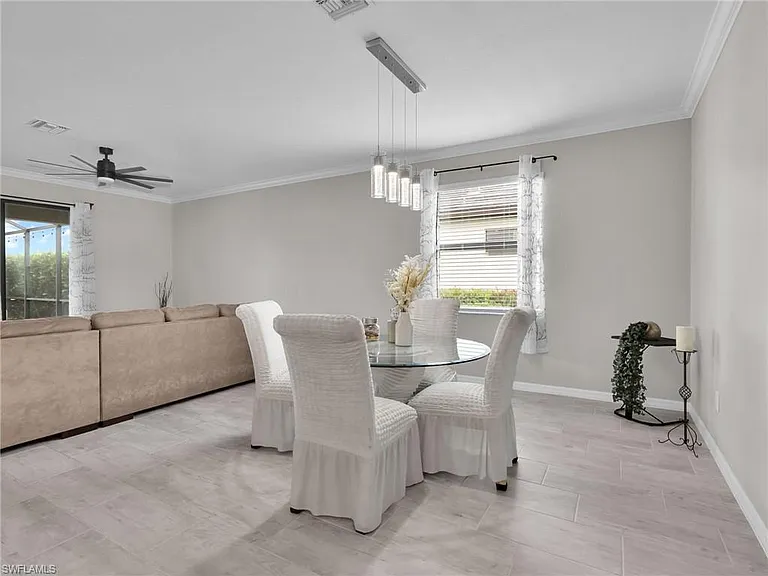19527 Utopia Ln — Photo 12