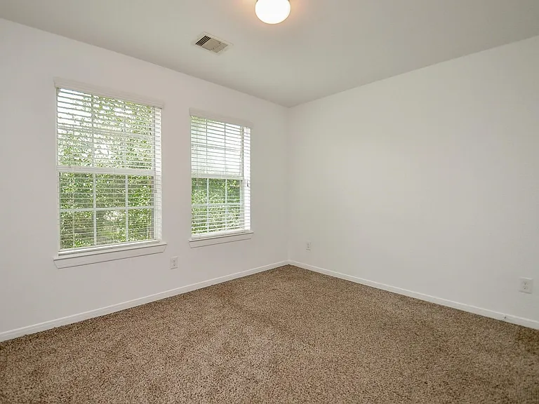 21723 Britton Hill Way — Photo 31