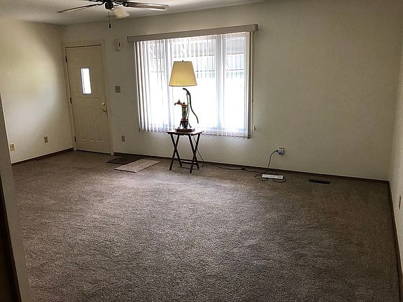 4th image of 616 William St #Stw4-p11