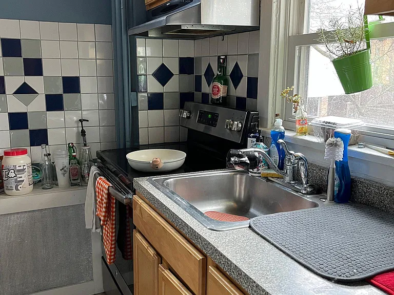 705 Ivy St #1 — Photo 10