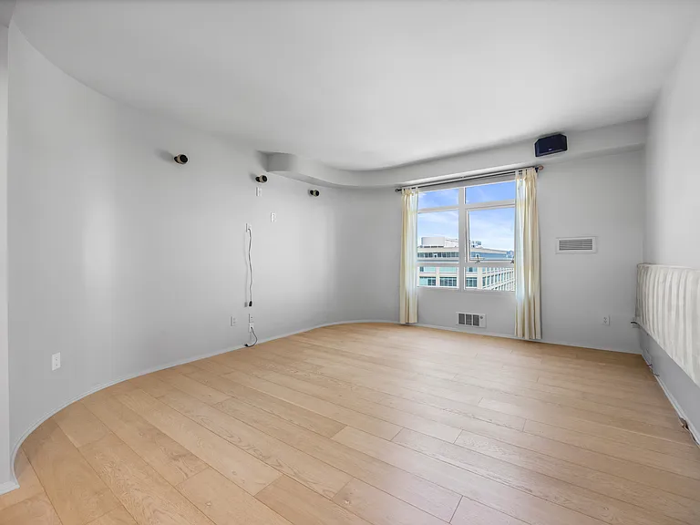 403 Main St #603N — Photo 8