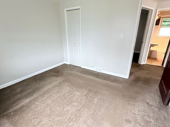 4th image of 3626 Dudley Ave
