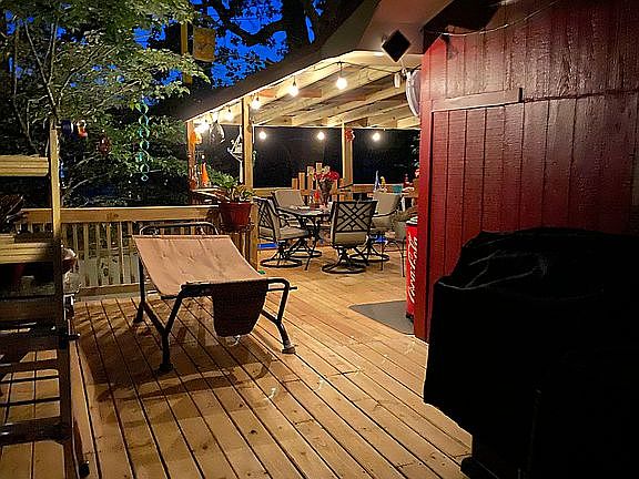5th image of 876 S Lake Dr #11