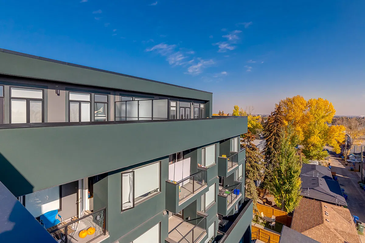 Harrison Marda Loop — Photo 1
