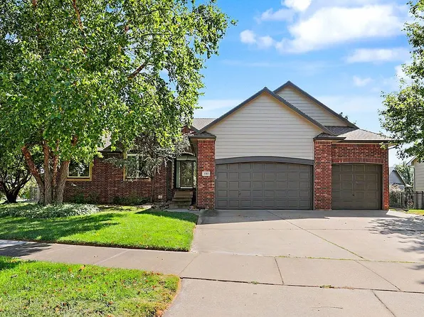 3203 N Brush Creek St, Wichita, KS 67205