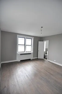 Rented by Bohemia Realty Group | media 18