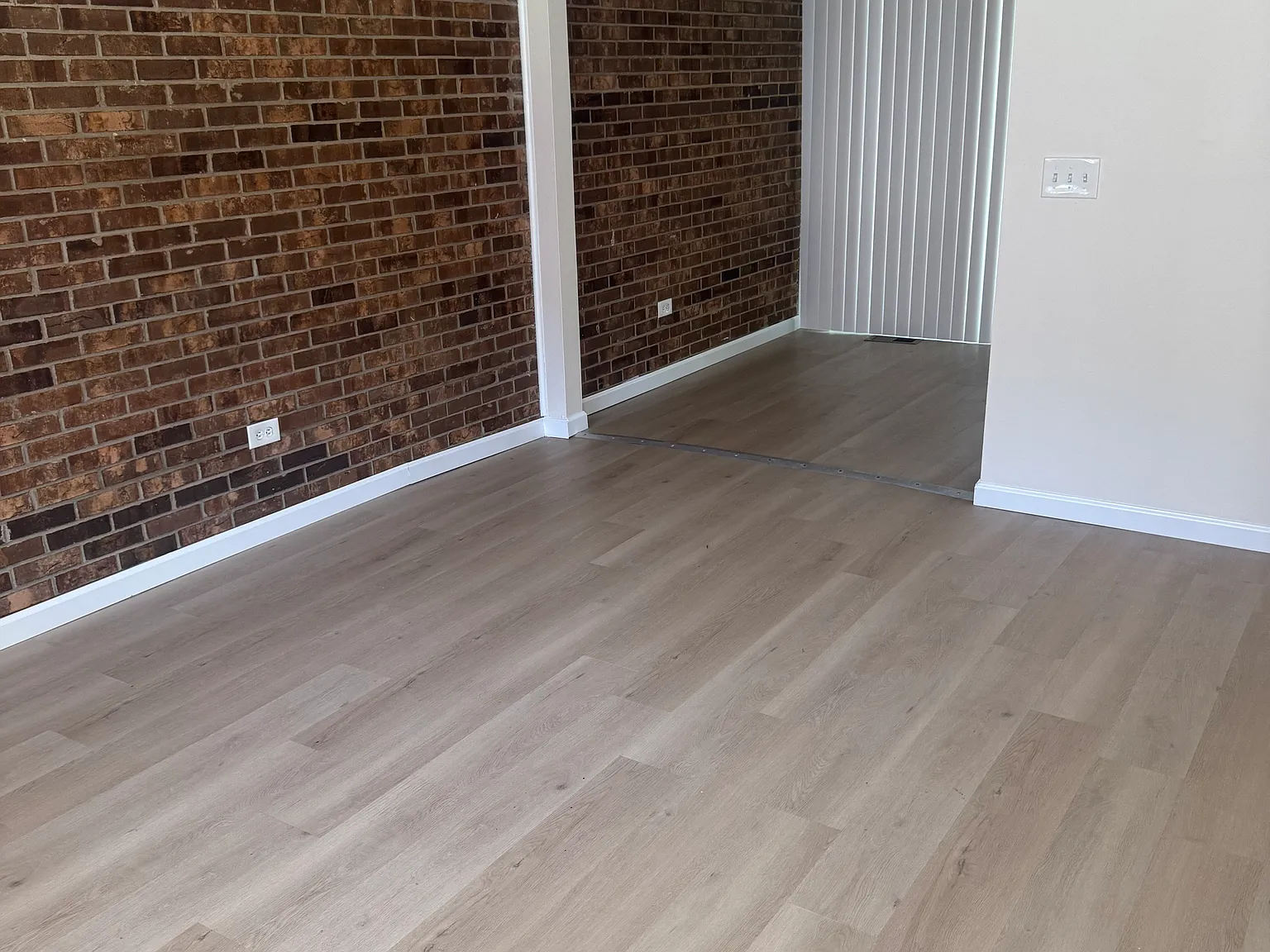 2 bed, 1100 sqft, $1,150 — Photo 2