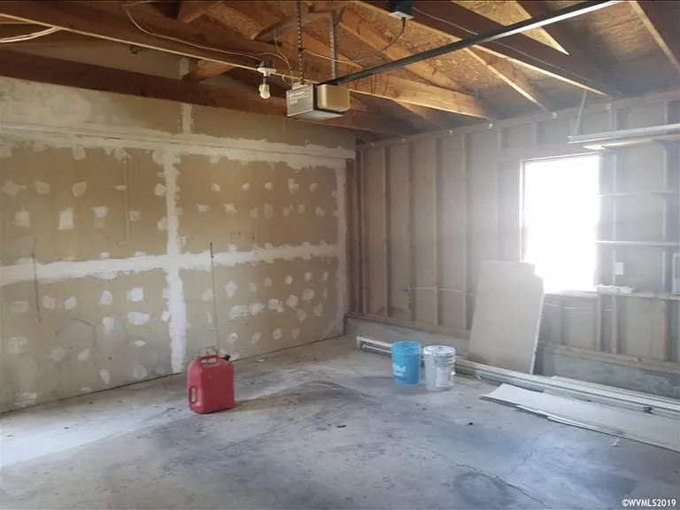 1020 Linden St — Photo 10