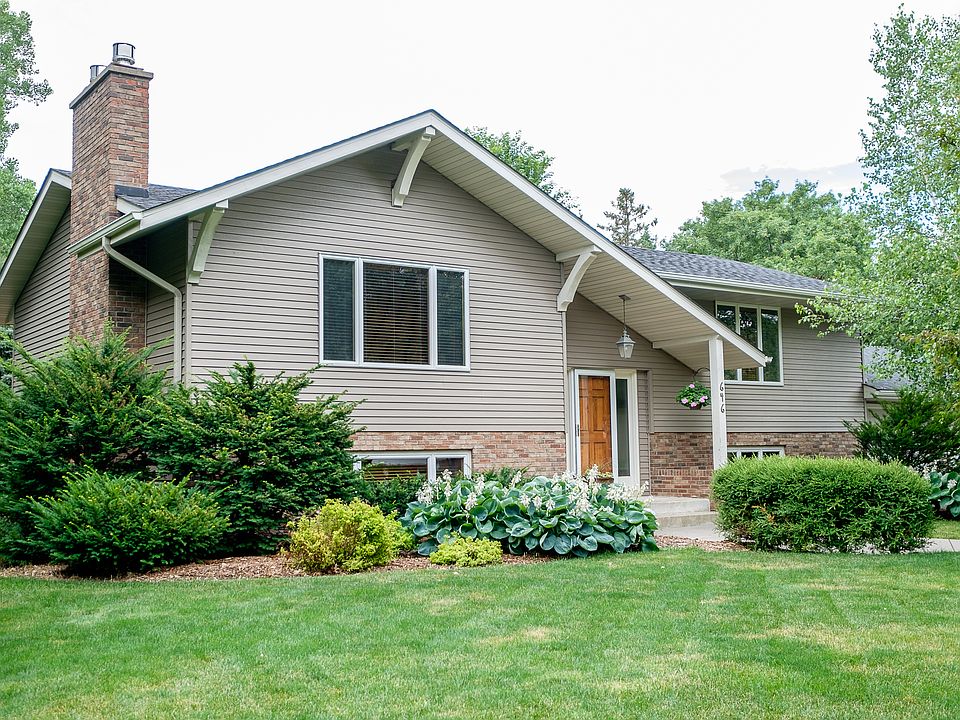 1st image of 646 Mulberry Ln