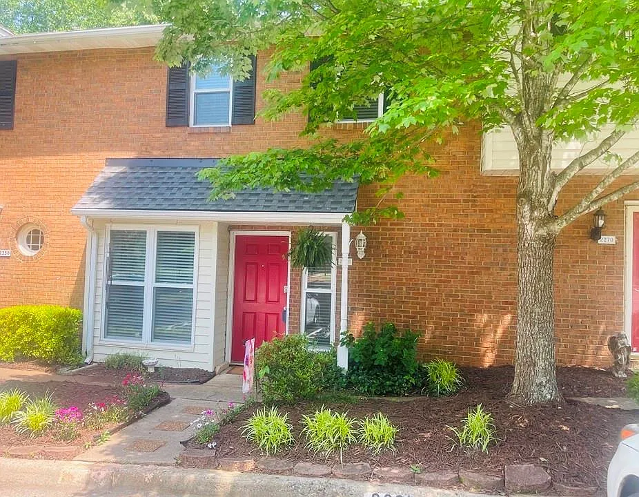2260 Newport Lndg