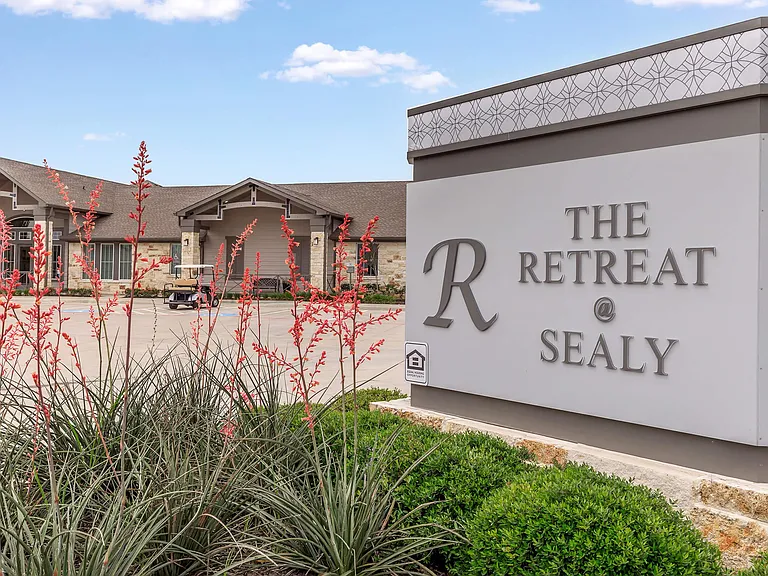 The Retreat at Sealy — Photo 10