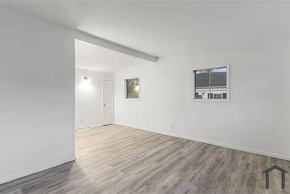 801 Thomas Ave — Photo 13