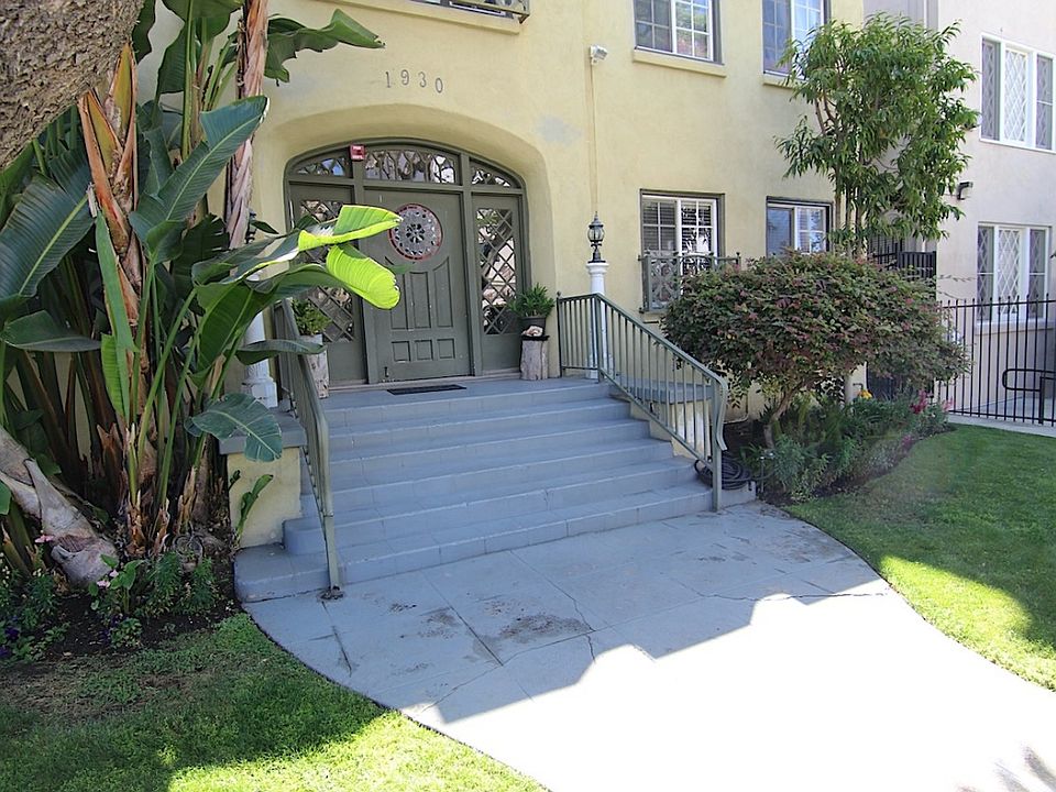 1st image of 1930 Argyle Ave