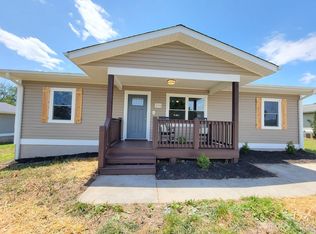 378 Ida Rogers Dr, Hendersonville, NC 28792