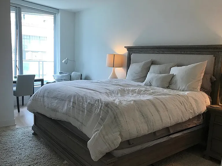333 Beale St #5J — Photo 4