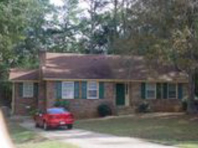 2nd image of 335/337 Jockey Club Dr
