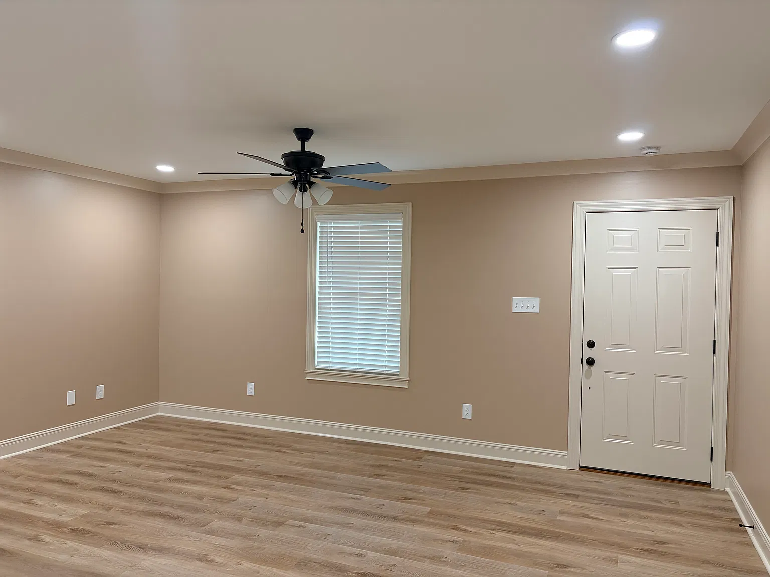 1 bed, 1.0 bath, $1,000 — Photo 3