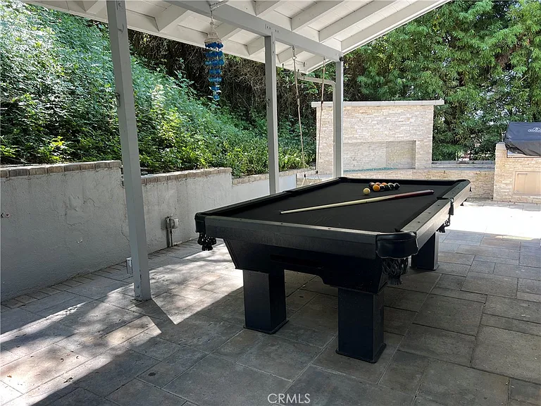 499 Nyes Pl — Photo 42