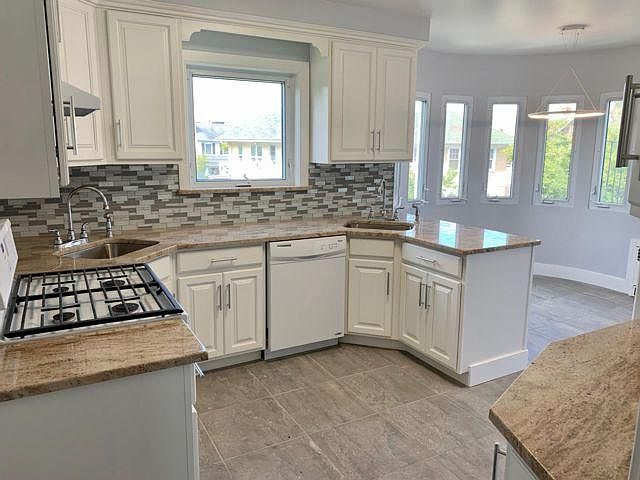 1st image of 211 Beach 140th St
