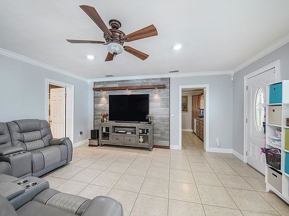 5th image of 6600 N Orleans Ave