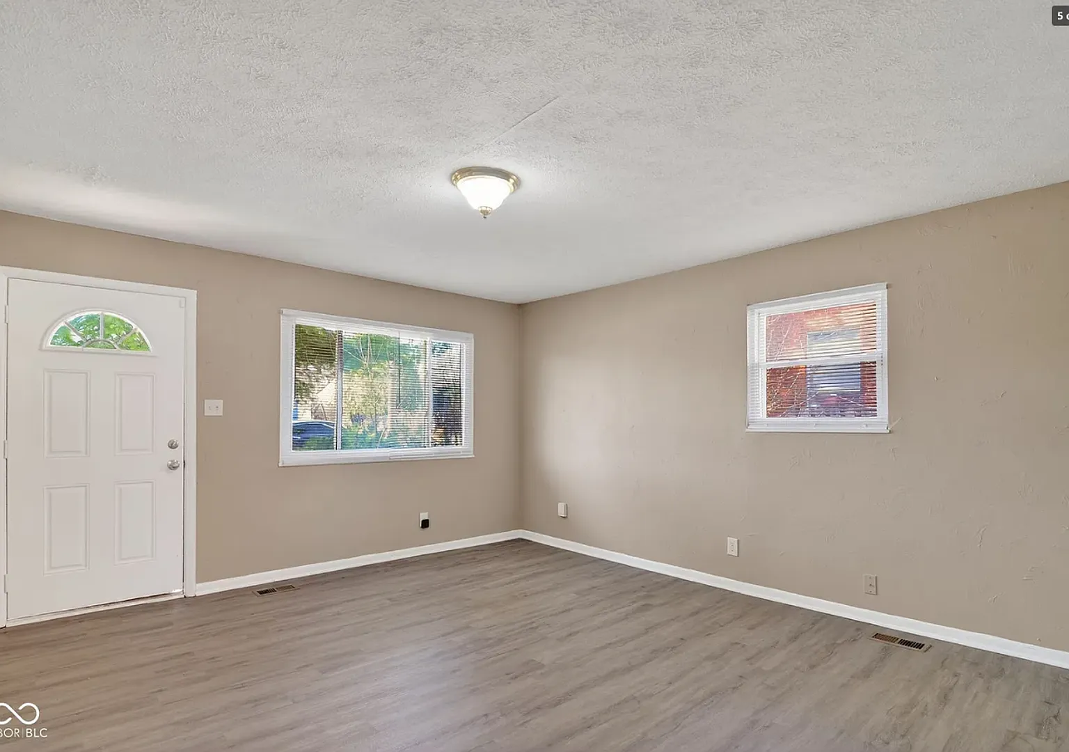 4 Bedroom Home — Photo 3
