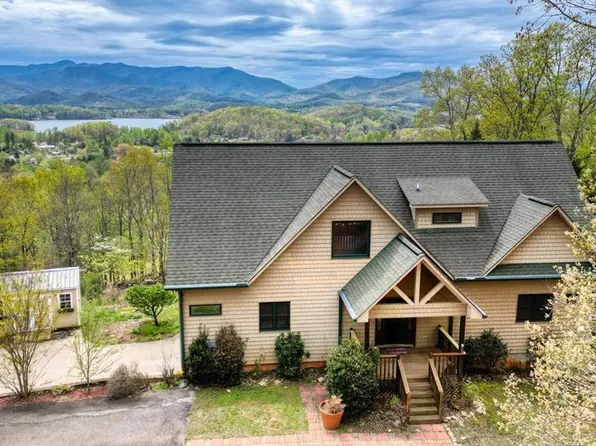 2230 Shiver Way, Hiawassee, GA 30546