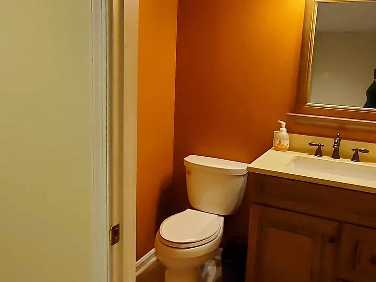 basement half bathroom