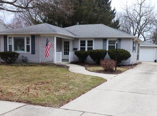 709 N 27th St, Sheboygan, WI 53081