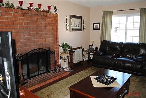 5th image of 542 Carina Dr