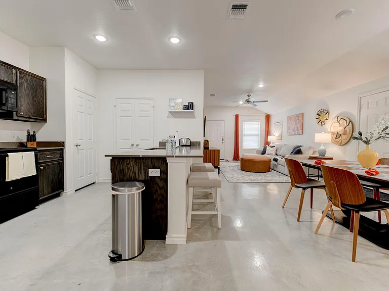 2310 Zanoletti Ct #A — Photo 29