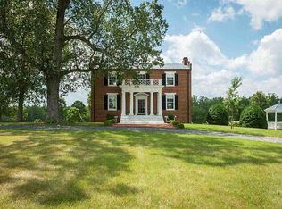 391 Hardware Rd, Scottsville, VA