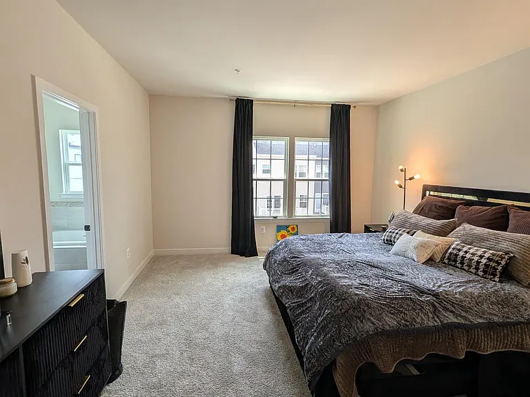 16141 Meadow Glenn Dr — Photo 11