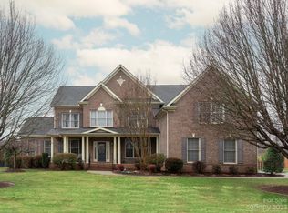 5022 Dockside Ct, Matthews, NC 28104