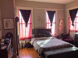 126 E 39th St, Savannah, GA 31401