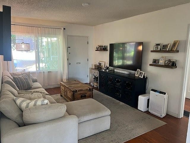 1st image of 4705 Clark Ave