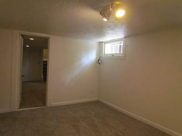 3428 N Newton St — Photo 24