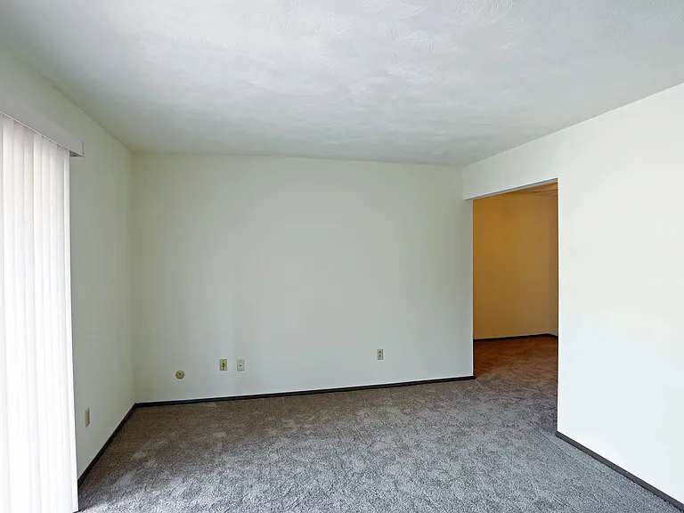 Oak Hill Apartments — Photo 13
