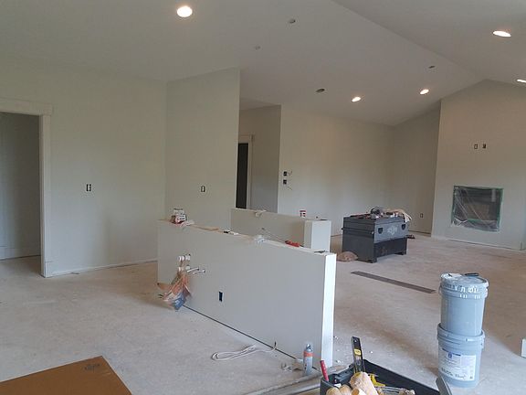 4th image of 880 Point Harbour Dr Lot 38