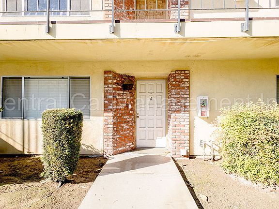 3rd image of 5103 Appleblossom Dr APT 4