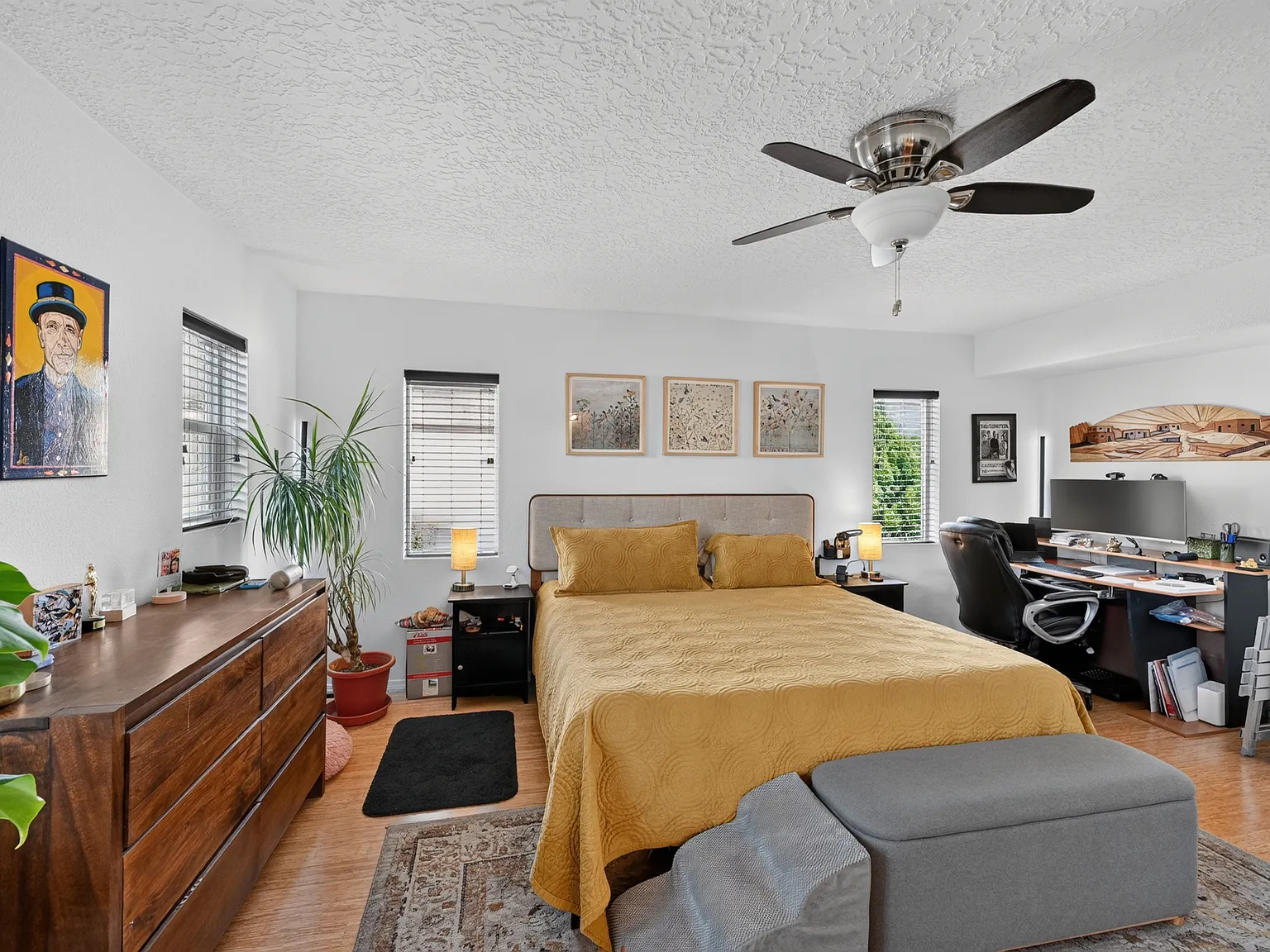 3 bed, 1600 sqft, $2,800 — Photo 2