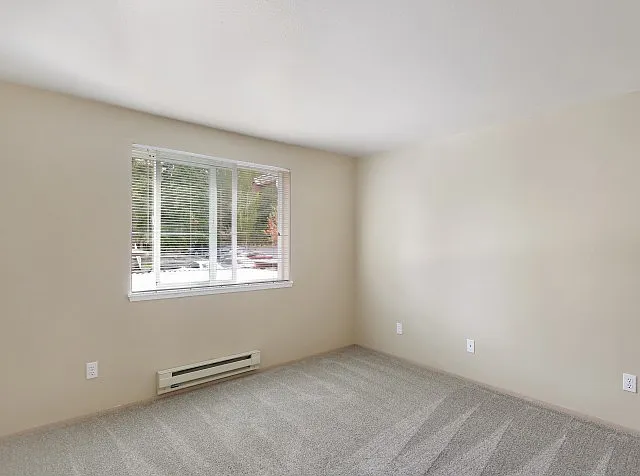 Maple Park Apartments — Photo 9