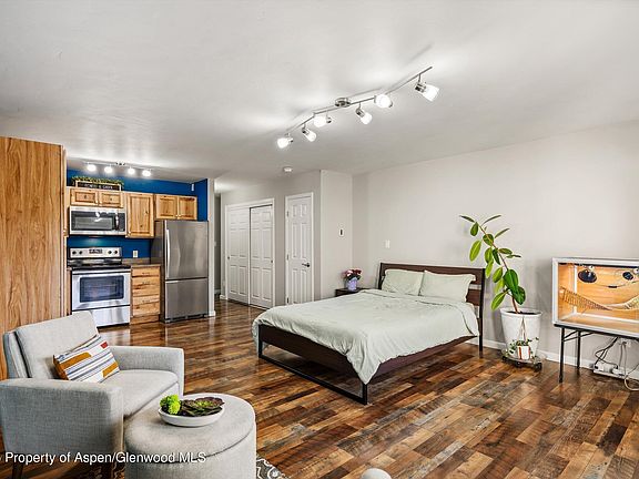 2nd image of 1329 Pitkin Ave APT 21