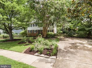8303 Carnegie Dr, Vienna, VA 22180