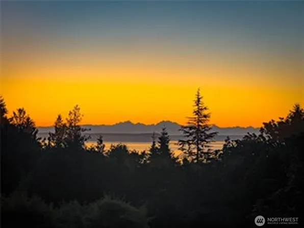 75 Seafarer Lane, Port Ludlow, WA 98365