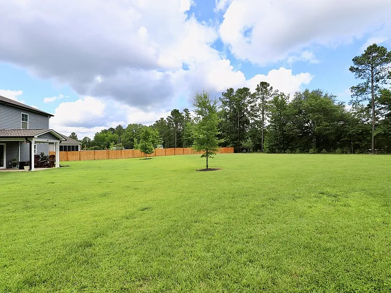41 High Point Dr — Photo 72