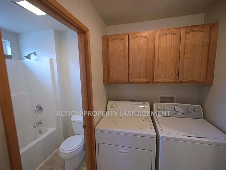 1312 Campbell Ave #8 — Photo 8