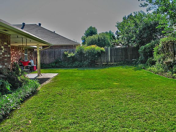 4th image of 1313 NW 184th St