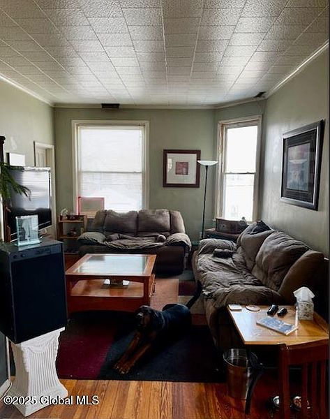 5th image of 425 Cora Street
